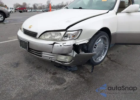 1997 Lexus Es 300 from USA, damaged, VIN JT8BF22G0V5013000